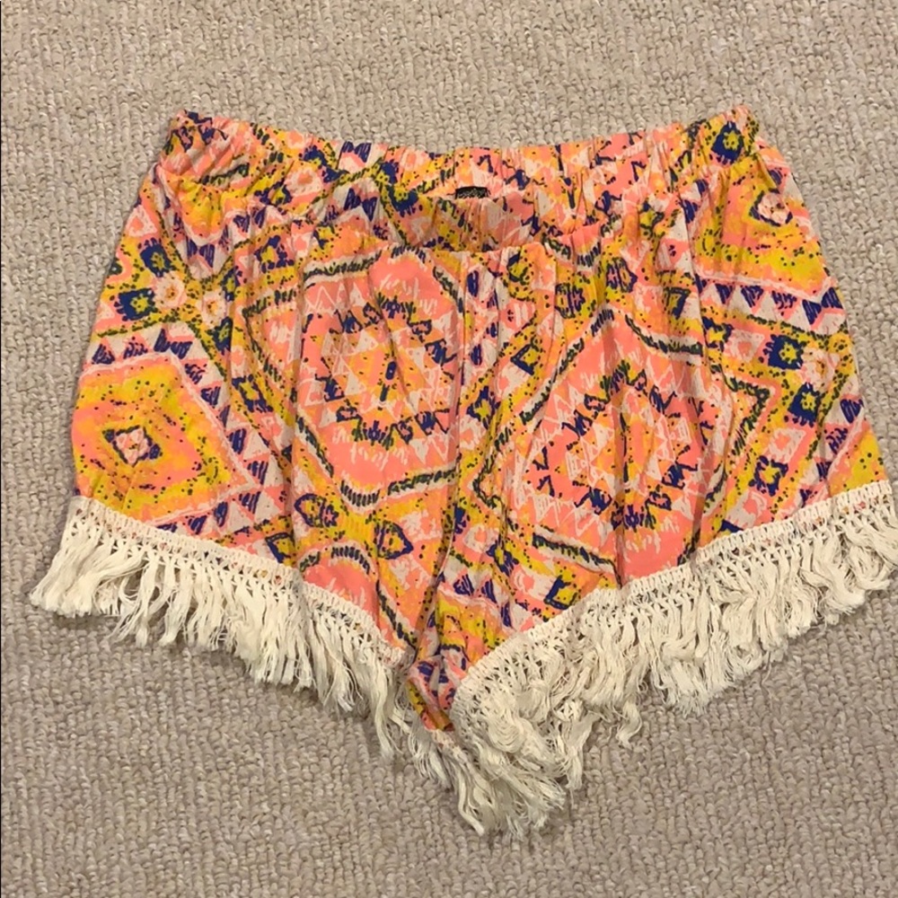 Patterned shorts!!!
